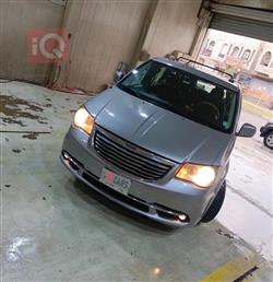 Chrysler Town and Country